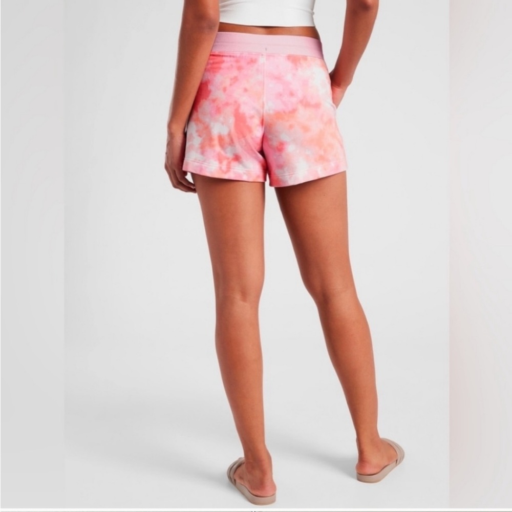 NWT Athleta Balance Printed 4” Shortie - Picture 2 of 6